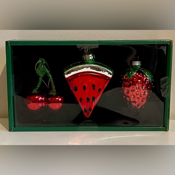 Set Of Three Large Fruit Ornaments Home Decor - Kitchenn Decor Fruit Decor - Picture 1 of 7